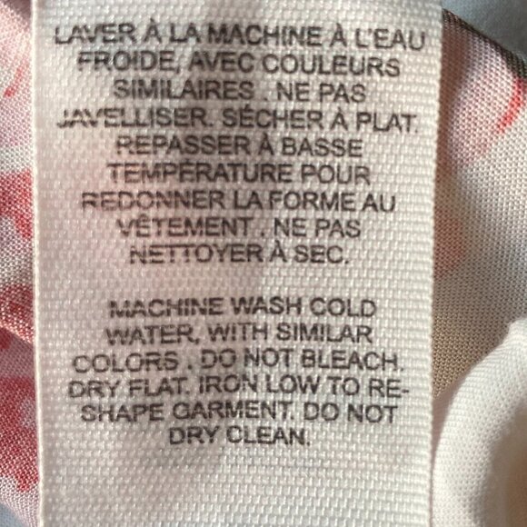 GARAGE VISCOSE FLORAL TOP WITH BUTTERFLY SLEEVES/SIZE LARGE - Picture 6 of 7